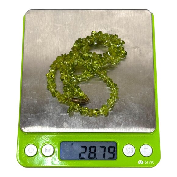 Vintage Peridot Chip Bead Necklace Green Gemstone With Brass Clasp 17" Long - Picture 6 of 8